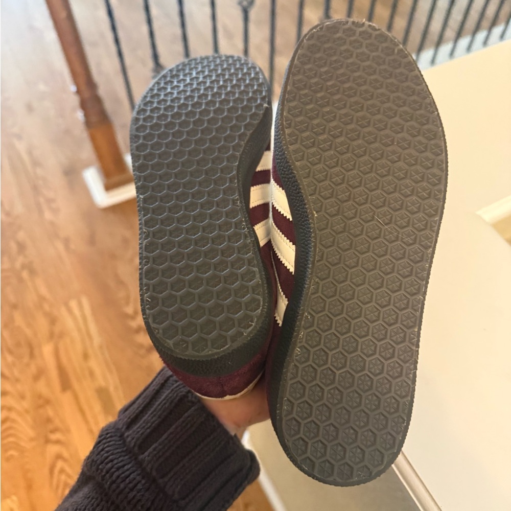 Adidas Gazelle Burgundy Sneakers - Picture 2 of 2
